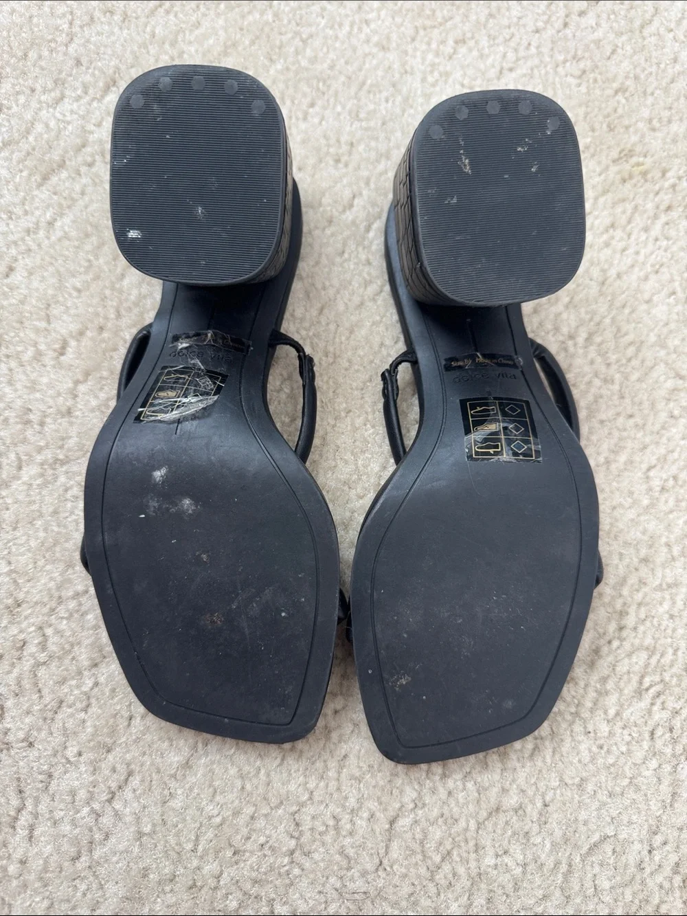 Dolce Vita Black Minimalist Hoop-Strap Heeled Sandals - Size 6.5